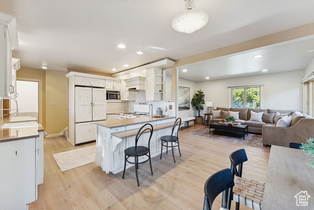Photo 10 for MLS #2116586 at 590 S Center St