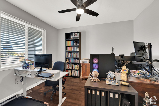 Photo 7 for MLS #2116596 at 94 E Broxburn Way