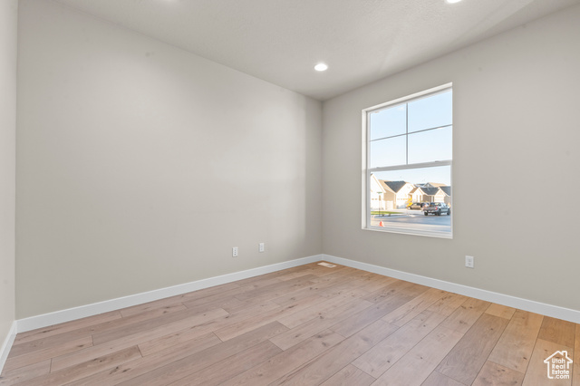 Photo 5 for MLS #2116606 at 1271 E Desert Peak
