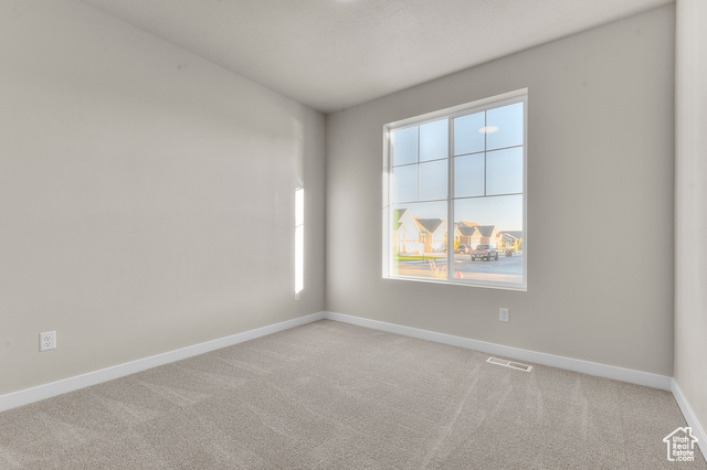 Photo 7 for MLS #2116606 at 1271 E Desert Peak