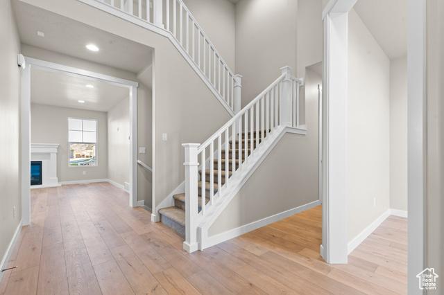Photo 4 for MLS #2116606 at 1271 E Desert Peak