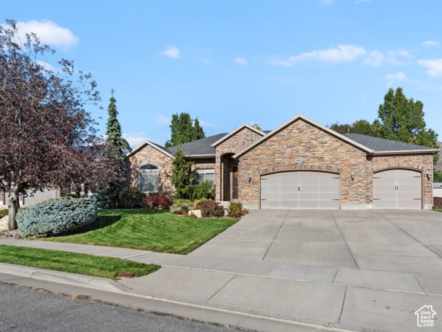 Photo 2 for MLS #2116608 at 460 N 1375 East