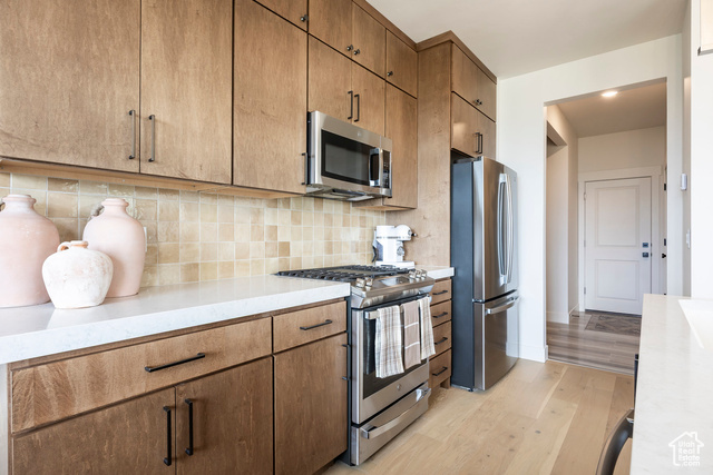 Photo 9 for MLS #2116618 at 6039 N Fairview Dr #236