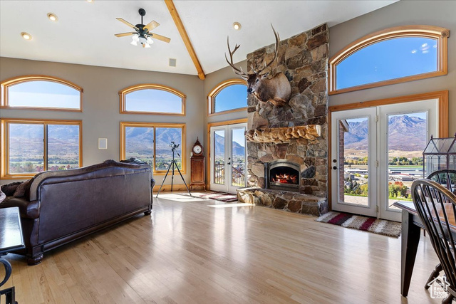 Photo 12 for MLS #2116621 at 3820 Ember Dr