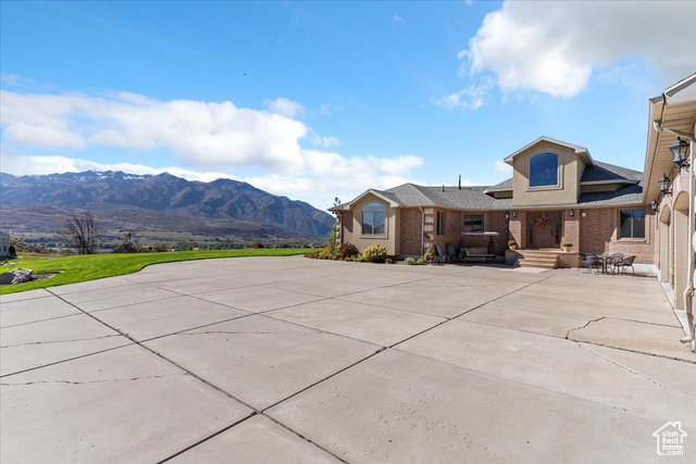 Photo 6 for MLS #2116621 at 3820 Ember Dr
