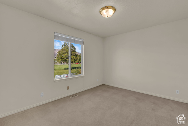 Photo 27 for MLS #2116625 at 624 E 650 North