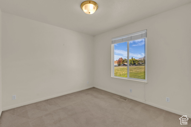 Photo 31 for MLS #2116625 at 624 E 650 North
