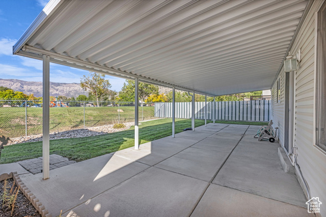 Photo 37 for MLS #2116625 at 624 E 650 North