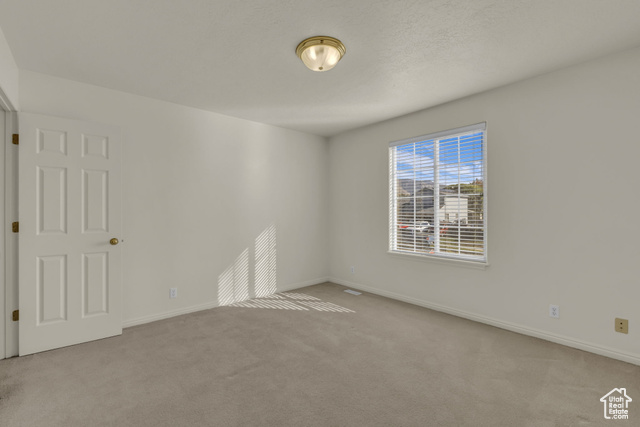 Photo 30 for MLS #2116625 at 624 E 650 North