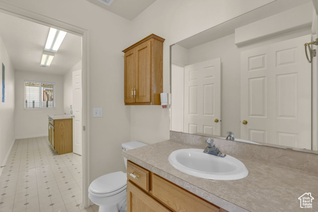 Photo 17 for MLS #2116625 at 624 E 650 North