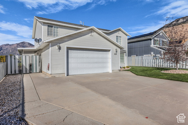 Photo 3 for MLS #2116625 at 624 E 650 North