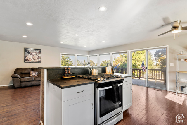 Photo 12 for MLS #2116629 at 2757 S Shamrock Dr