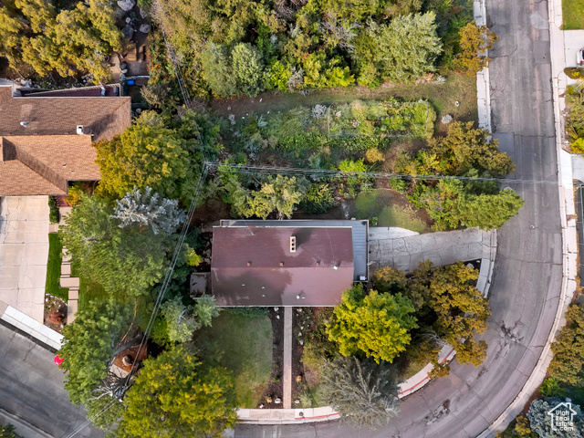 Photo 35 for MLS #2116629 at 2757 S Shamrock Dr