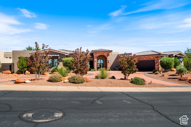 Photo 2 for MLS #2116633 at 2082 W Long Sky Dr