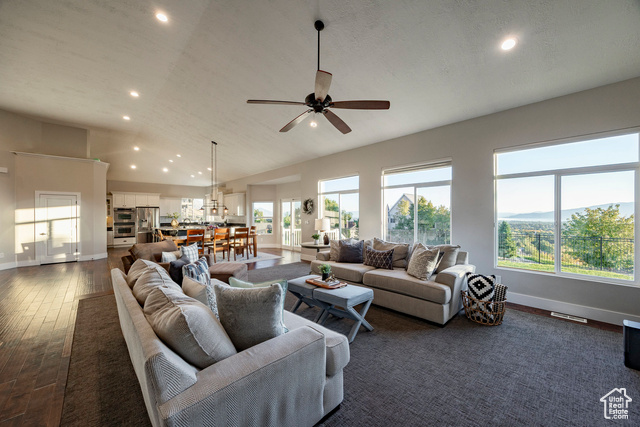 Photo 7 for MLS #2116637 at 4229 W Sandalwood Dr