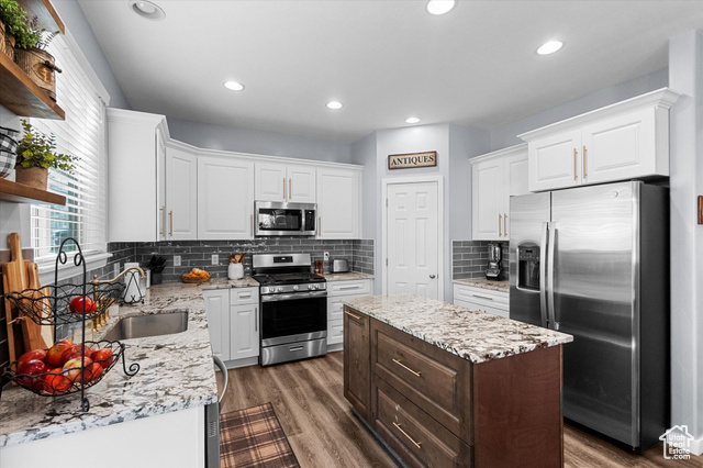 Photo 6 for MLS #2116643 at 2932 E Lookout Dr