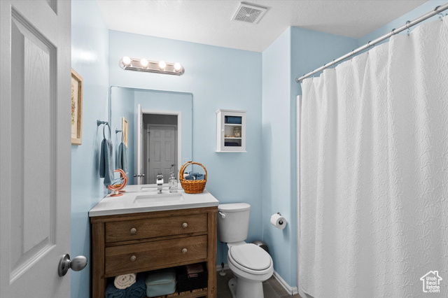 Photo 19 for MLS #2116643 at 2932 E Lookout Dr
