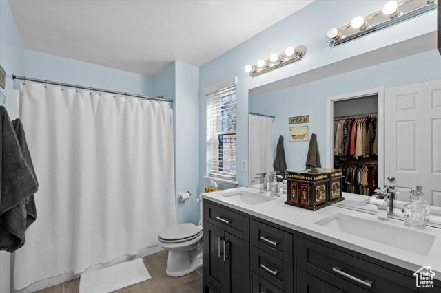 Photo 15 for MLS #2116643 at 2932 E Lookout Dr