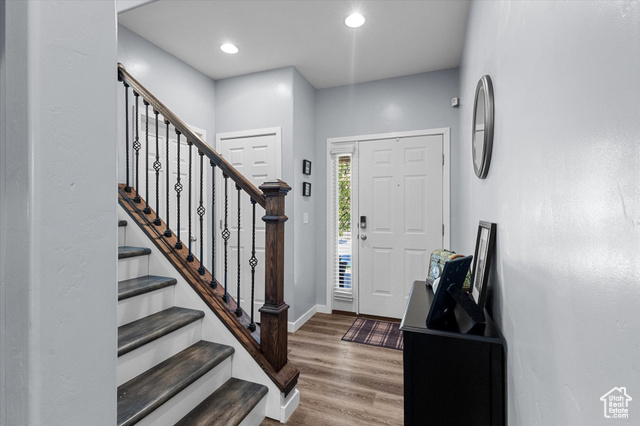 Photo 4 for MLS #2116643 at 2932 E Lookout Dr