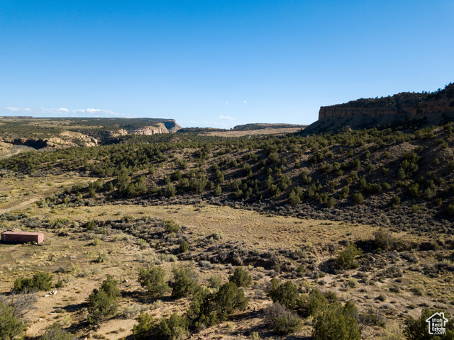Photo 43 for MLS #2116649 at 3135 N Thompson Canyon Rd