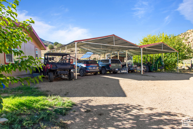 Photo 31 for MLS #2116649 at 3135 N Thompson Canyon Rd