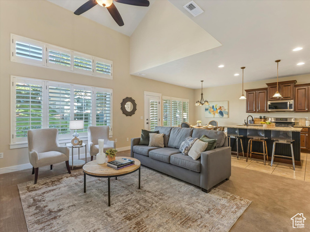 Photo 5 for MLS #2116654 at 9017 S Heights Dr