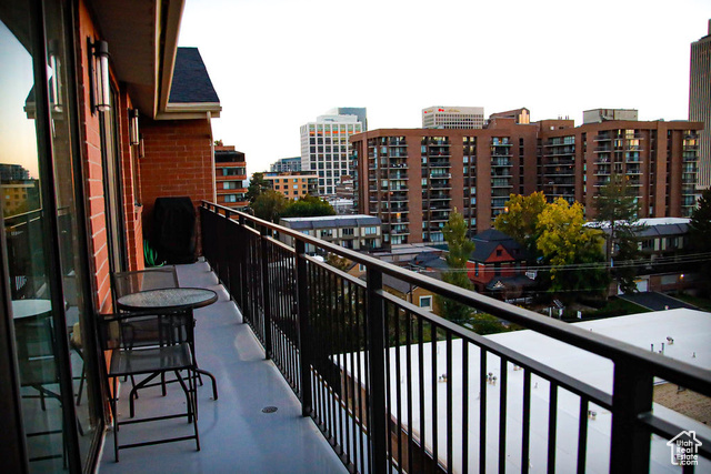 Photo 21 for MLS #2116664 at 171 E 3rd Ave #601