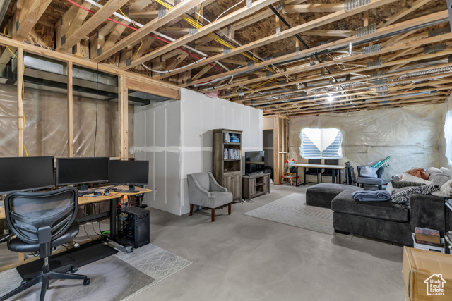 Photo 19 for MLS #2116667 at 5147 N Oak Creek Dr