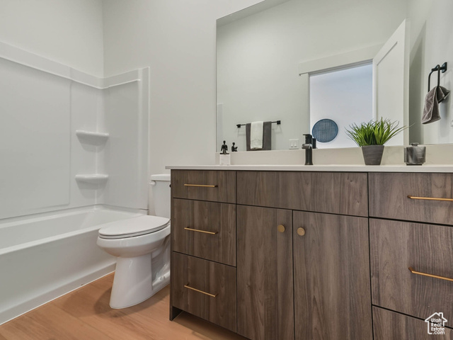 Photo 19 for MLS #2116671 at 544 N 600 West #2B