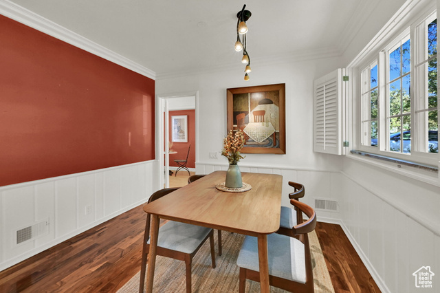 Photo 10 for MLS #2116673 at 1929 E Laird Dr