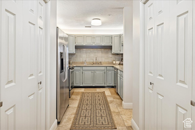 Photo 3 for MLS #2116681 at 560 E South Temple #201
