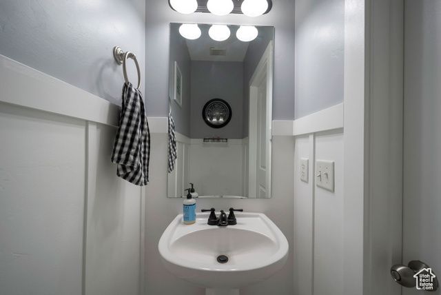 Photo 13 for MLS #2116683 at 11078 S Topview Rd