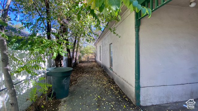 Photo 19 for MLS #2116684 at 919 S 1400 West
