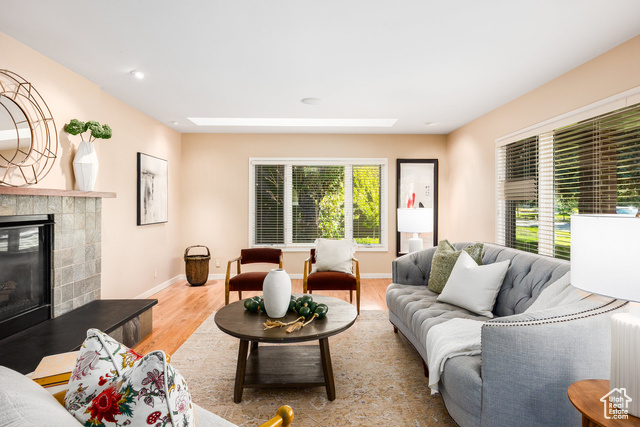 Photo 5 for MLS #2116687 at 2259 E Hubbard Ave