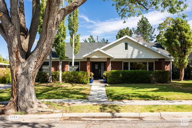 Photo 42 for MLS #2116687 at 2259 E Hubbard Ave