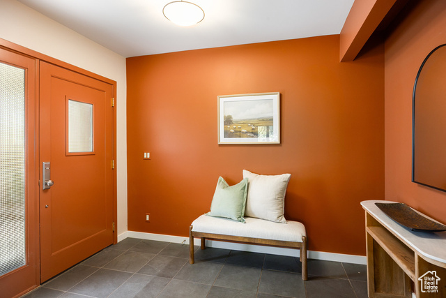 Photo 8 for MLS #2116687 at 2259 E Hubbard Ave