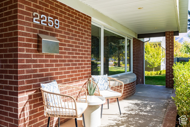 Photo 2 for MLS #2116687 at 2259 E Hubbard Ave