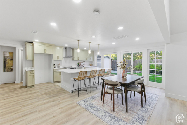 View photos for 3663 Redmaple Rd MLS #2116688 - 3663 Redmaple Rd