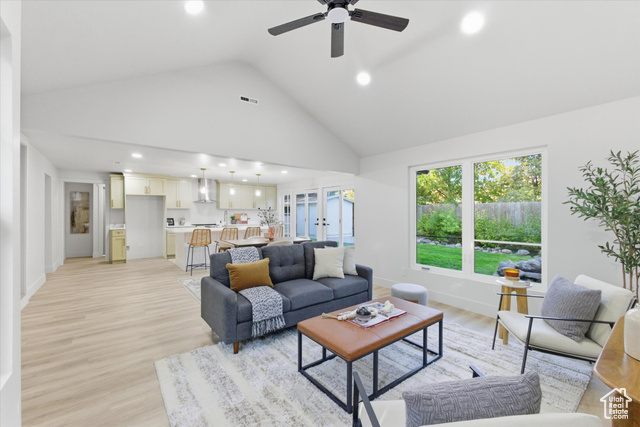 Photo 7 for MLS #2116688 at 3663 Redmaple Rd