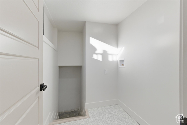 Photo 16 for MLS #2116688 at 3663 Redmaple Rd