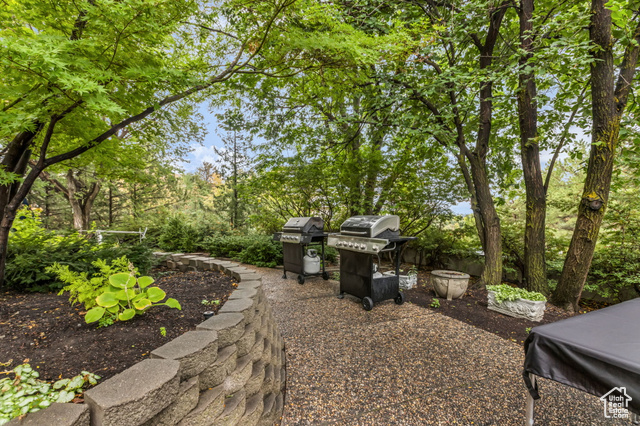 Photo 36 for MLS #2116691 at 875 S Donner Way #205