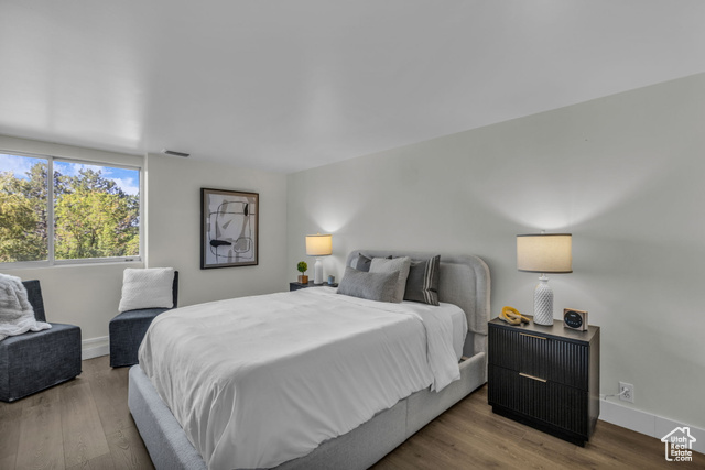 Photo 12 for MLS #2116691 at 875 S Donner Way #205