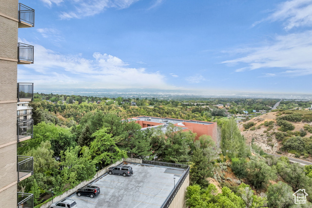 Photo 48 for MLS #2116691 at 875 S Donner Way #205