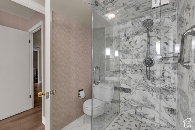 Photo 18 for MLS #2116691 at 875 S Donner Way #205