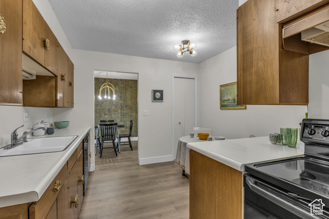 Photo 6 for MLS #2116691 at 875 S Donner Way #205