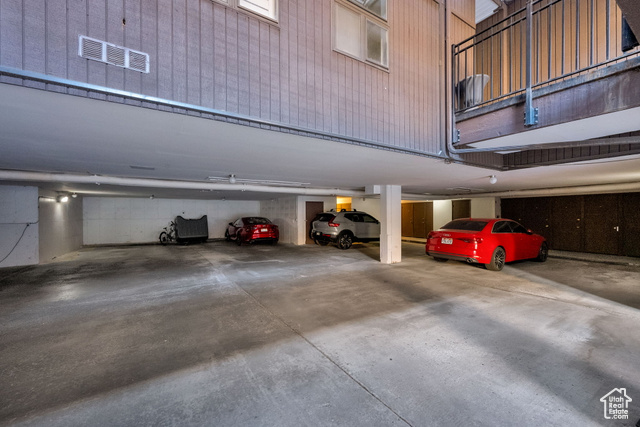 Photo 31 for MLS #2116694 at 939 S Donner Way #305