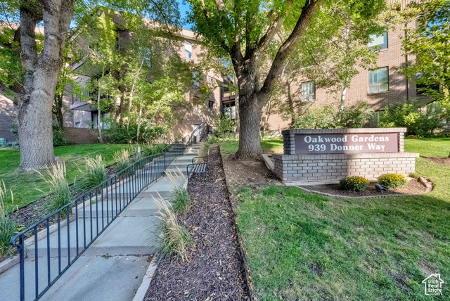 Photo 37 for MLS #2116694 at 939 S Donner Way #305