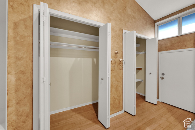 Photo 20 for MLS #2116694 at 939 S Donner Way #305
