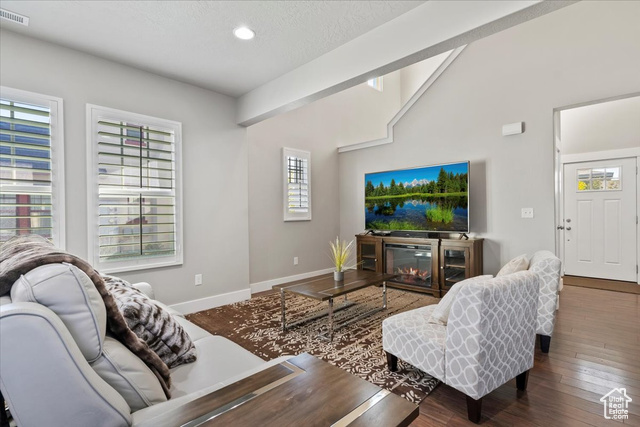 Photo 4 for MLS #2116695 at 4878 W Duckhorn Dr
