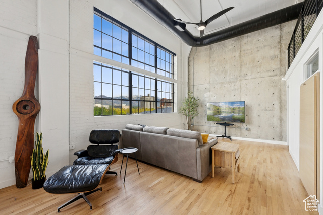 Photo 10 for MLS #2116696 at 159 W Broadway #409